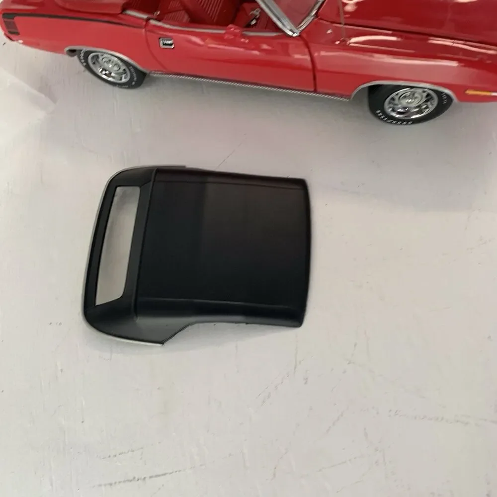 Franklin Mint 1:24 1970 Red Plymouth 